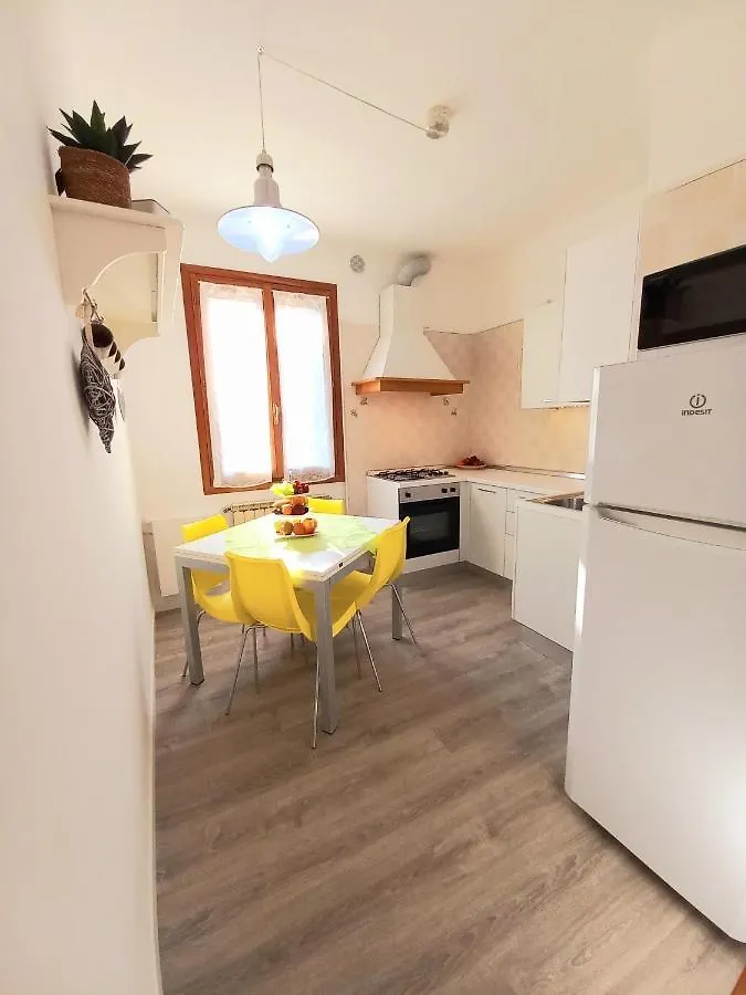 Lägenhet Lovely House Claudia-Perfetto Per Venezia Mestre